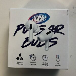 Pulsar Buds (NWOT) no wire